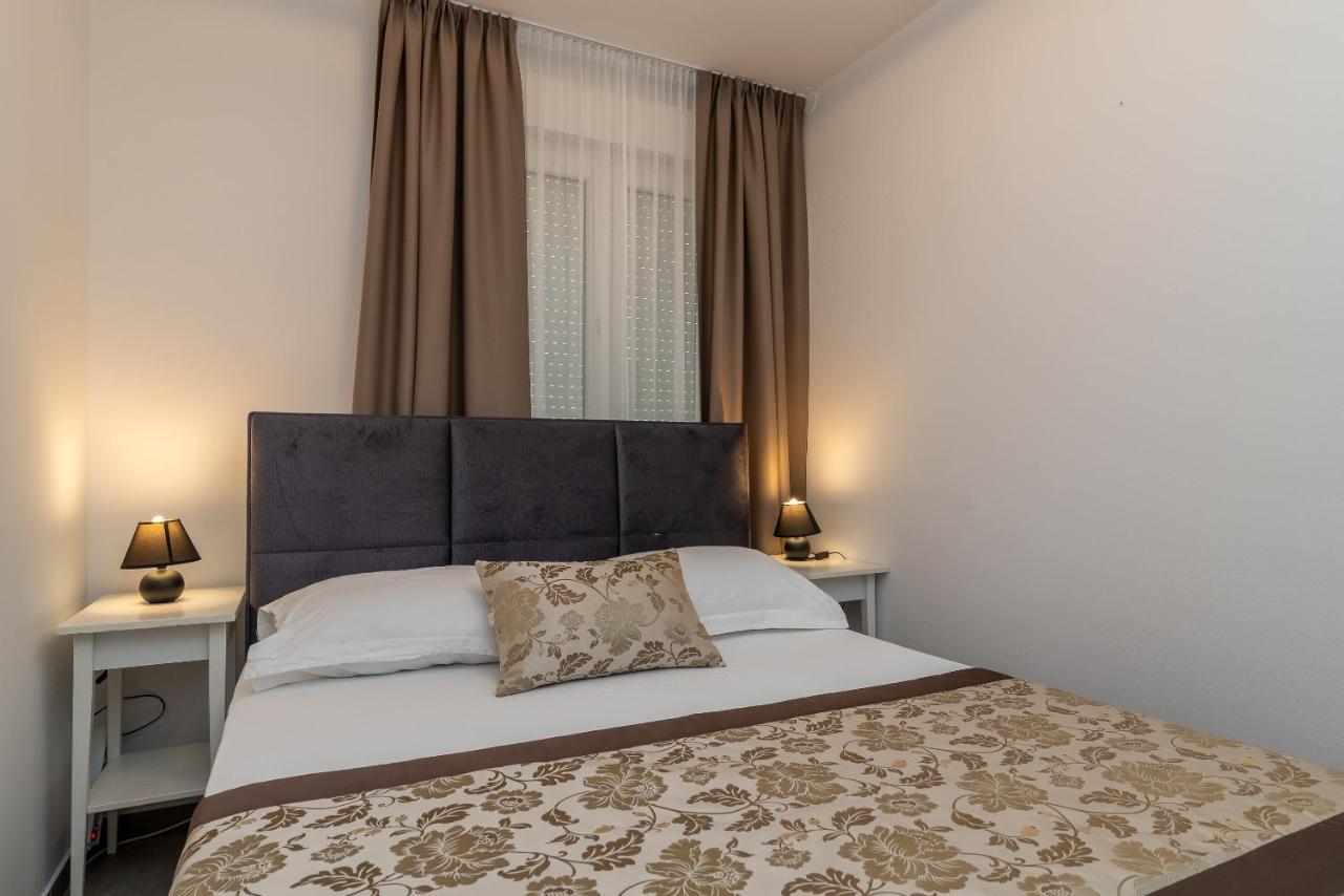 Apartments Liam Trogir Eksteriør billede